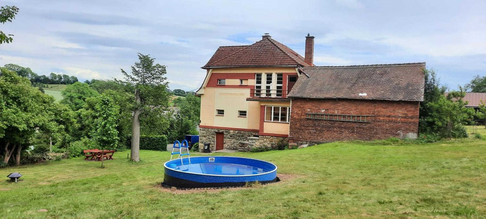 Familiehuis Fuchs Horni Branna Экстерьер фото