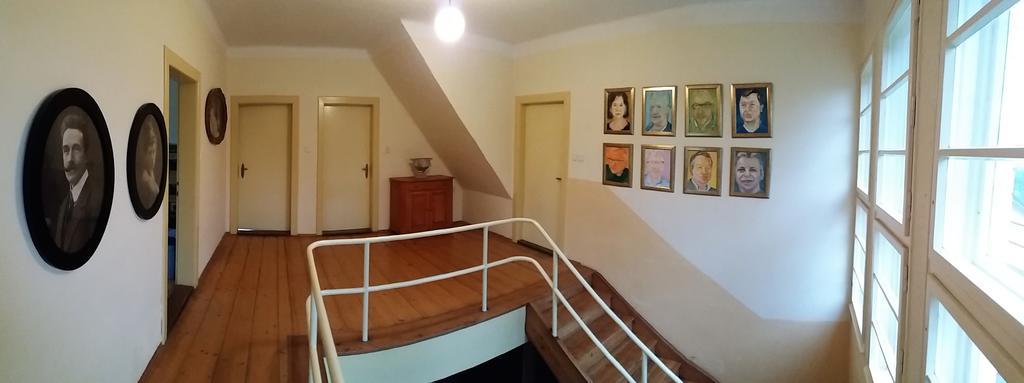 Familiehuis Fuchs Horni Branna Экстерьер фото